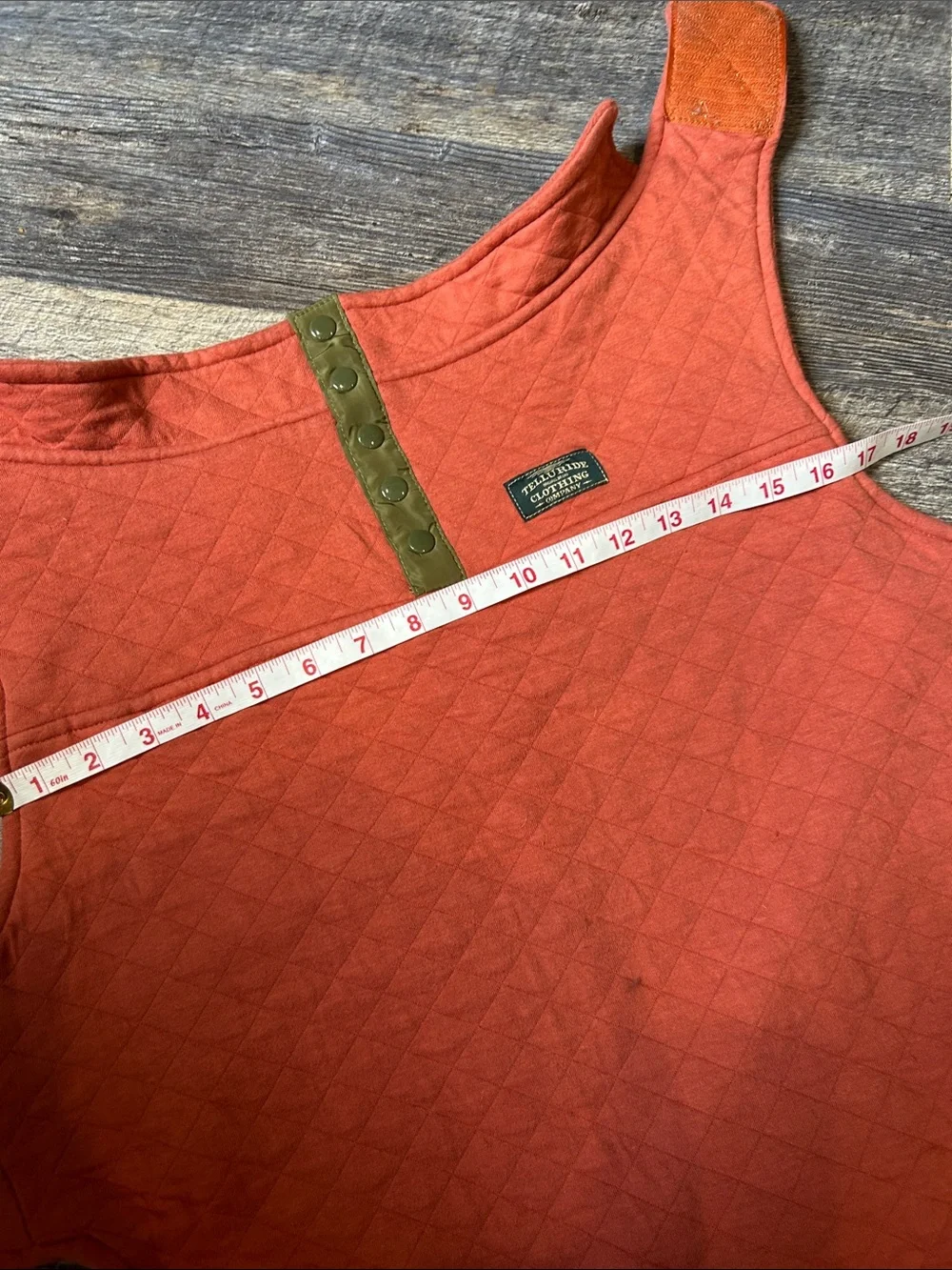 Telluride Clothing Company lightweight quilted
